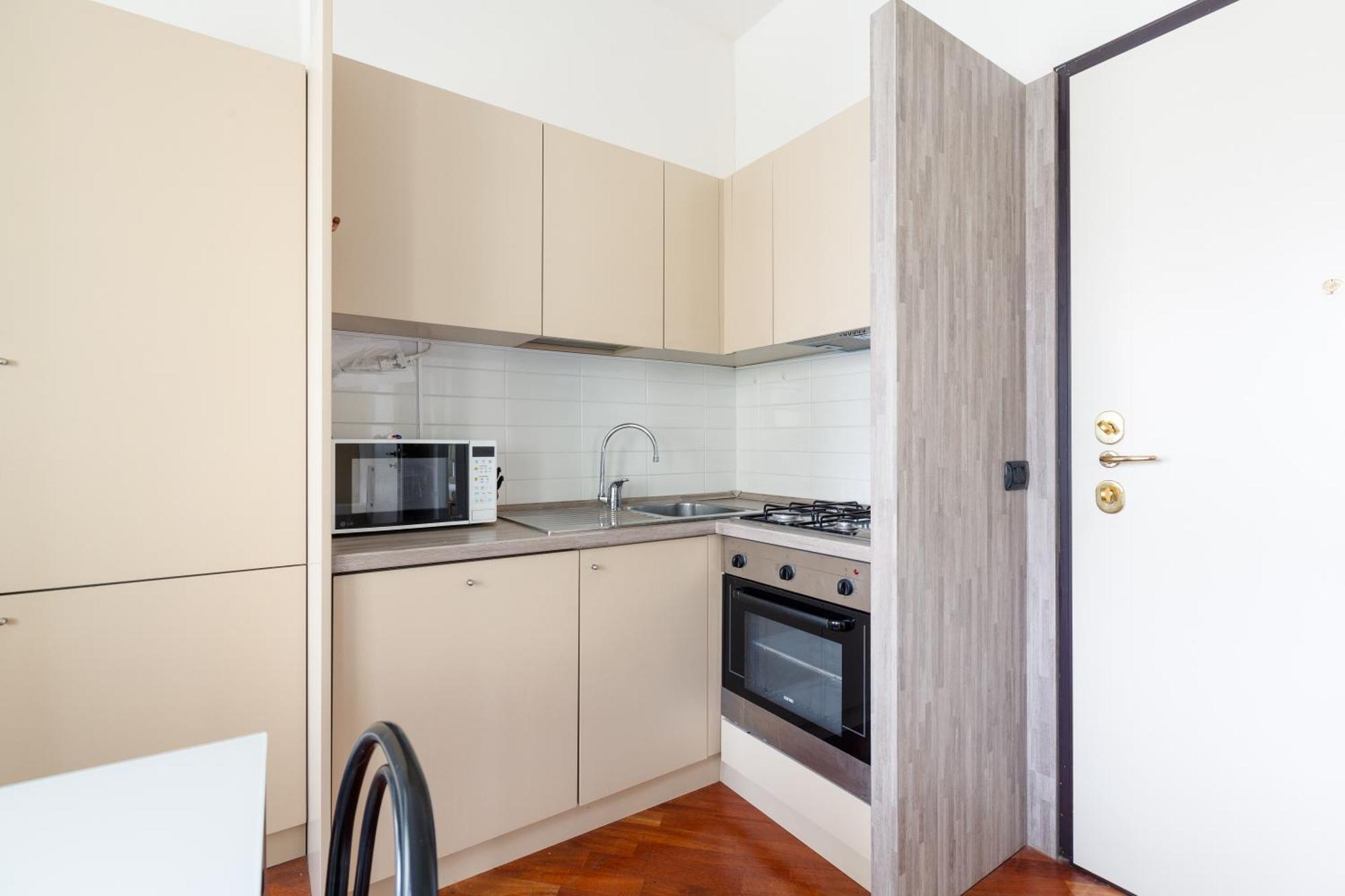 Bright & Comfy Apartment With Parking Mediolan Zewnętrze zdjęcie