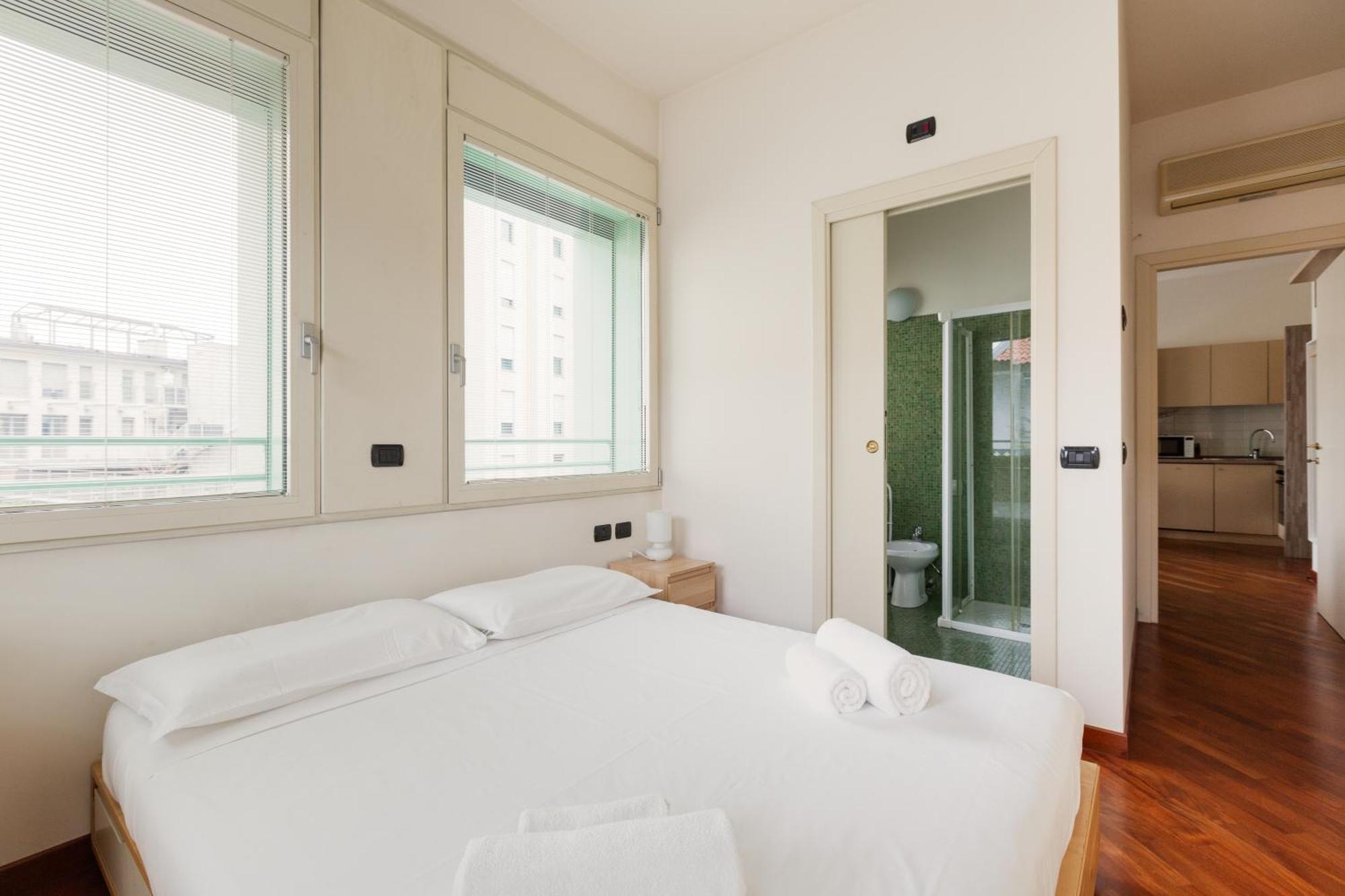 Bright & Comfy Apartment With Parking Mediolan Zewnętrze zdjęcie
